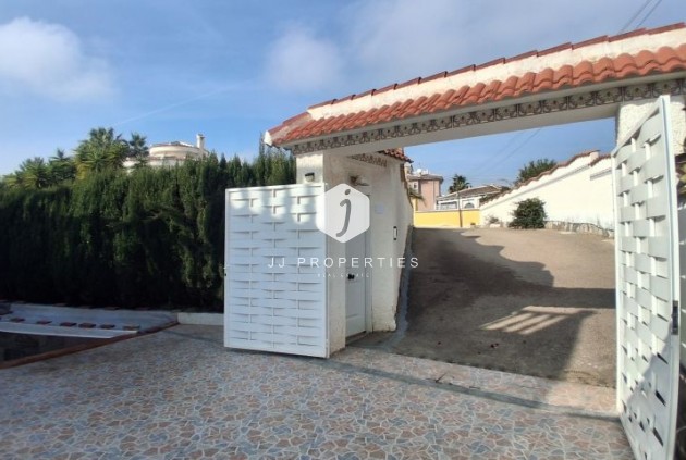 Resale - Villa -
Rojales - Inland