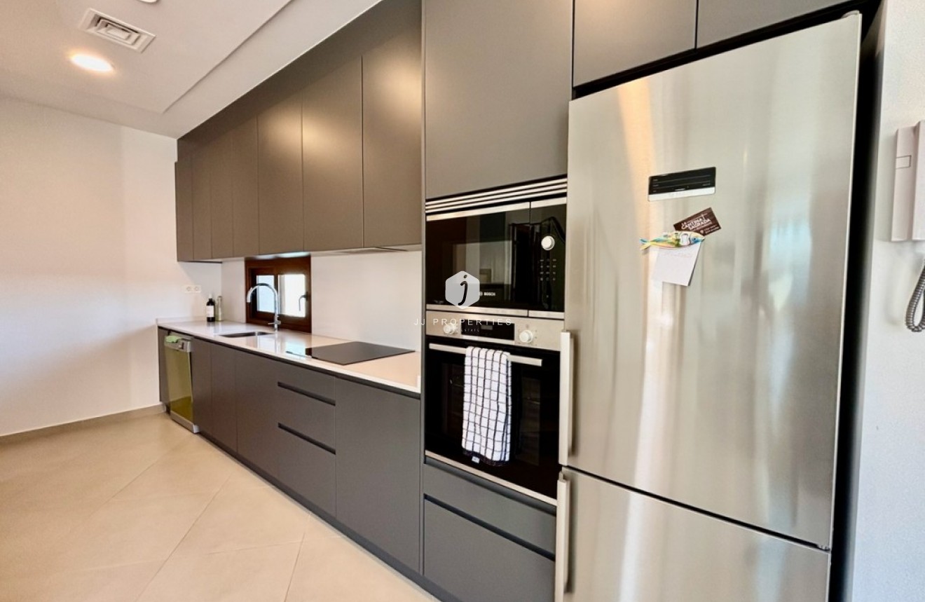 Resale - Villa -
Benijofar - Costa Blanca