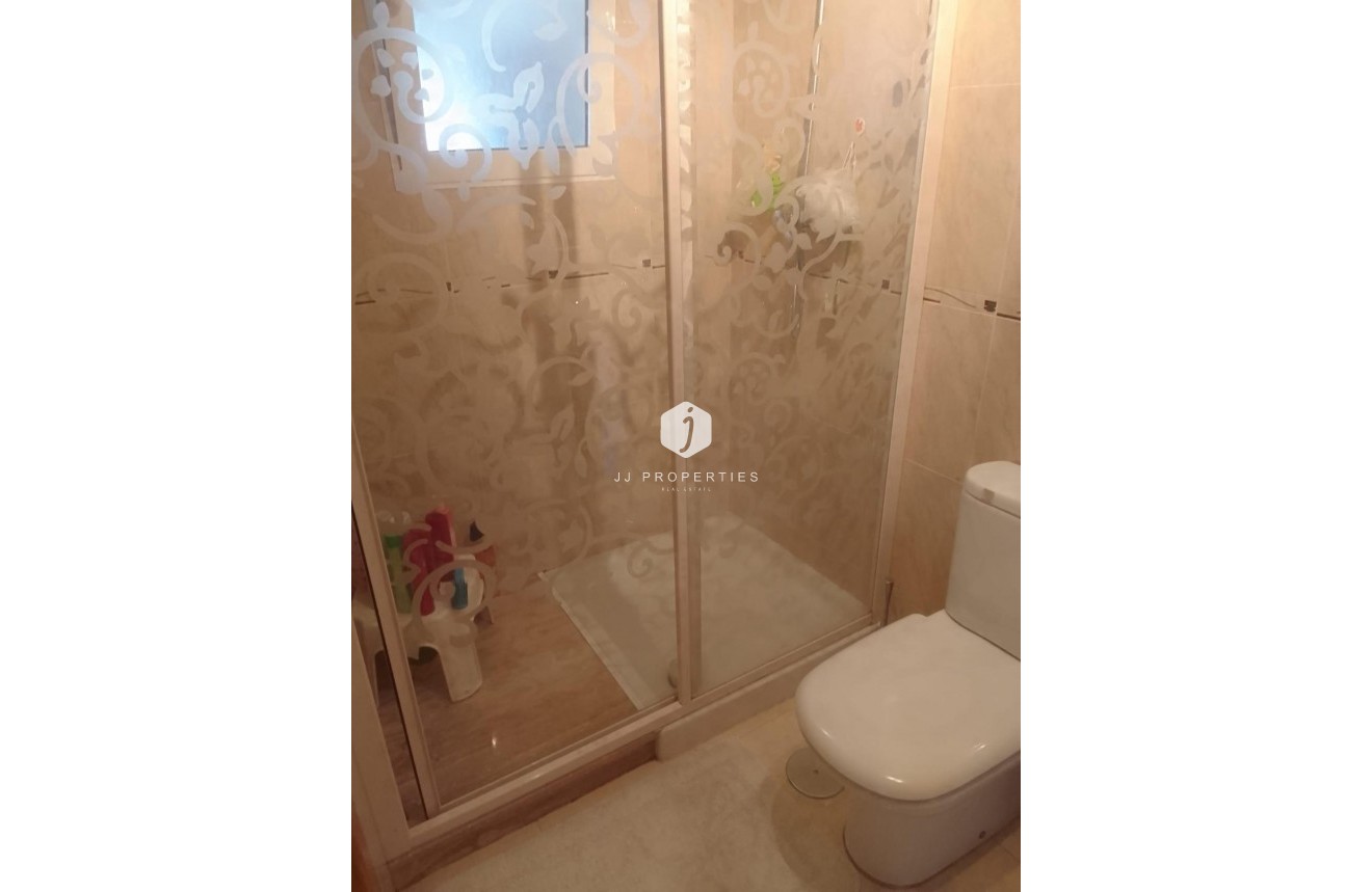 D'occasion - Appartement -
Jacarilla