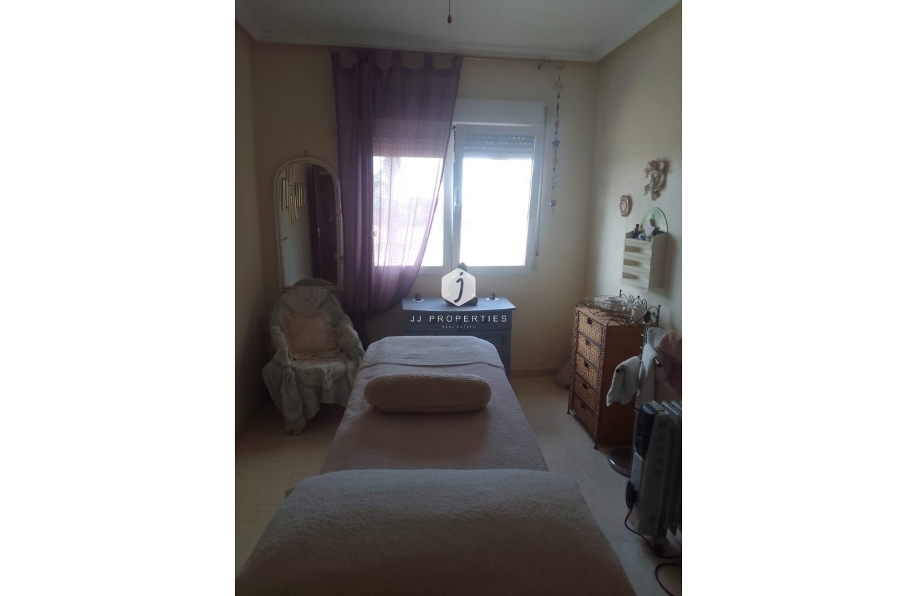 D'occasion - Appartement -
Jacarilla