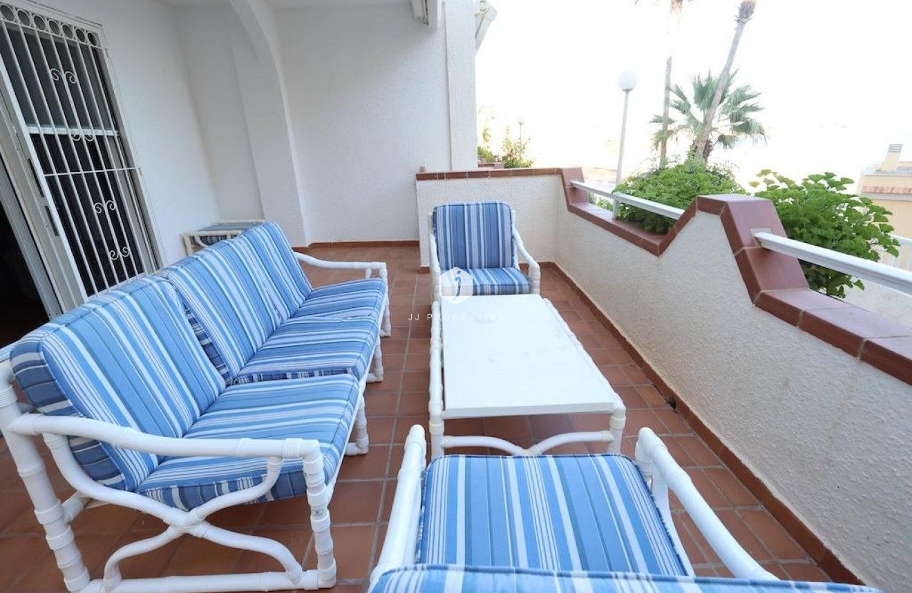Resale - Bungalow -
Orihuela Costa - Costa Blanca
