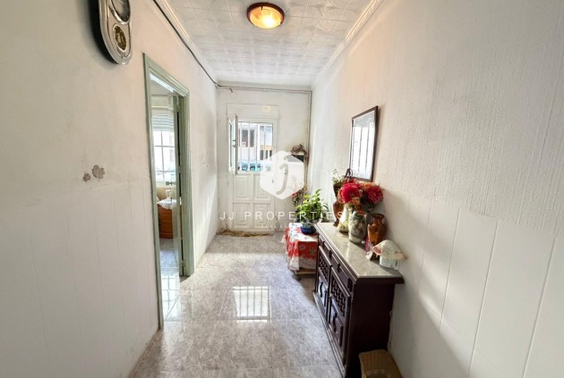 Resale - Apartment / flat -
Torrevieja - Playa del Cura