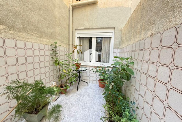 Resale - Apartment / flat -
Torrevieja - Playa del Cura