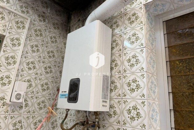 Resale - Apartment / flat -
Torrevieja - Playa del Cura