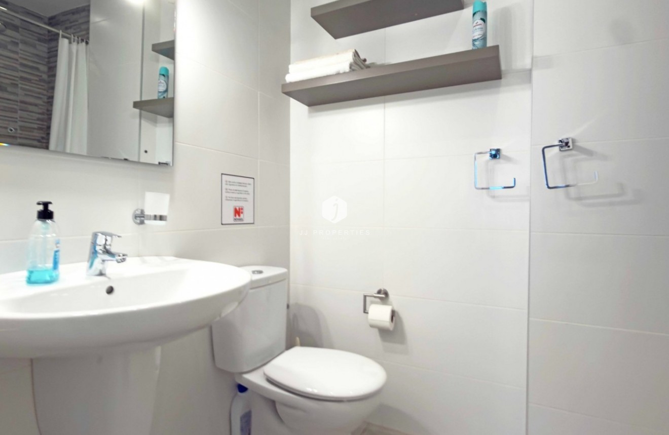 Resale - Apartment / flat -
Orihuela Costa - Costa Blanca