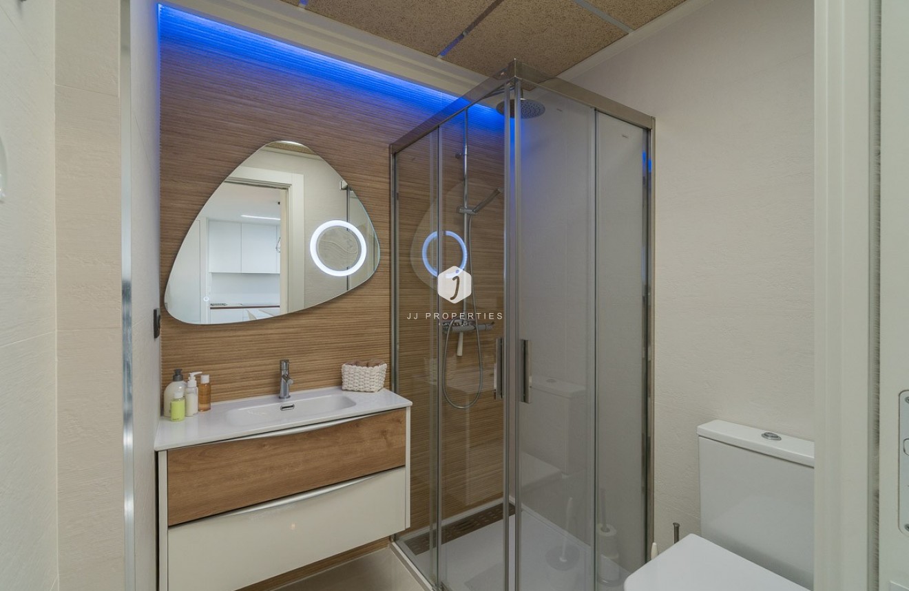 Resale - Apartment / flat -
Orihuela Costa - Costa Blanca