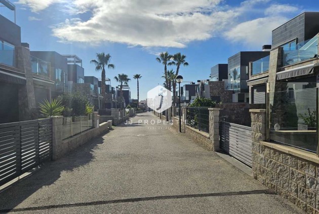 Resale - Villa -
Cabo Roig - Costa Blanca