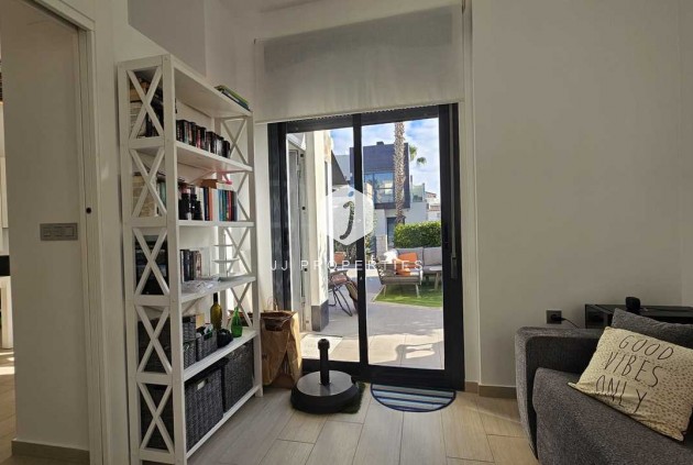 Resale - Villa -
Cabo Roig - Costa Blanca