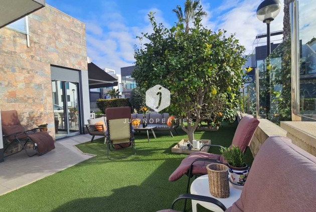 Resale - Villa -
Cabo Roig - Costa Blanca