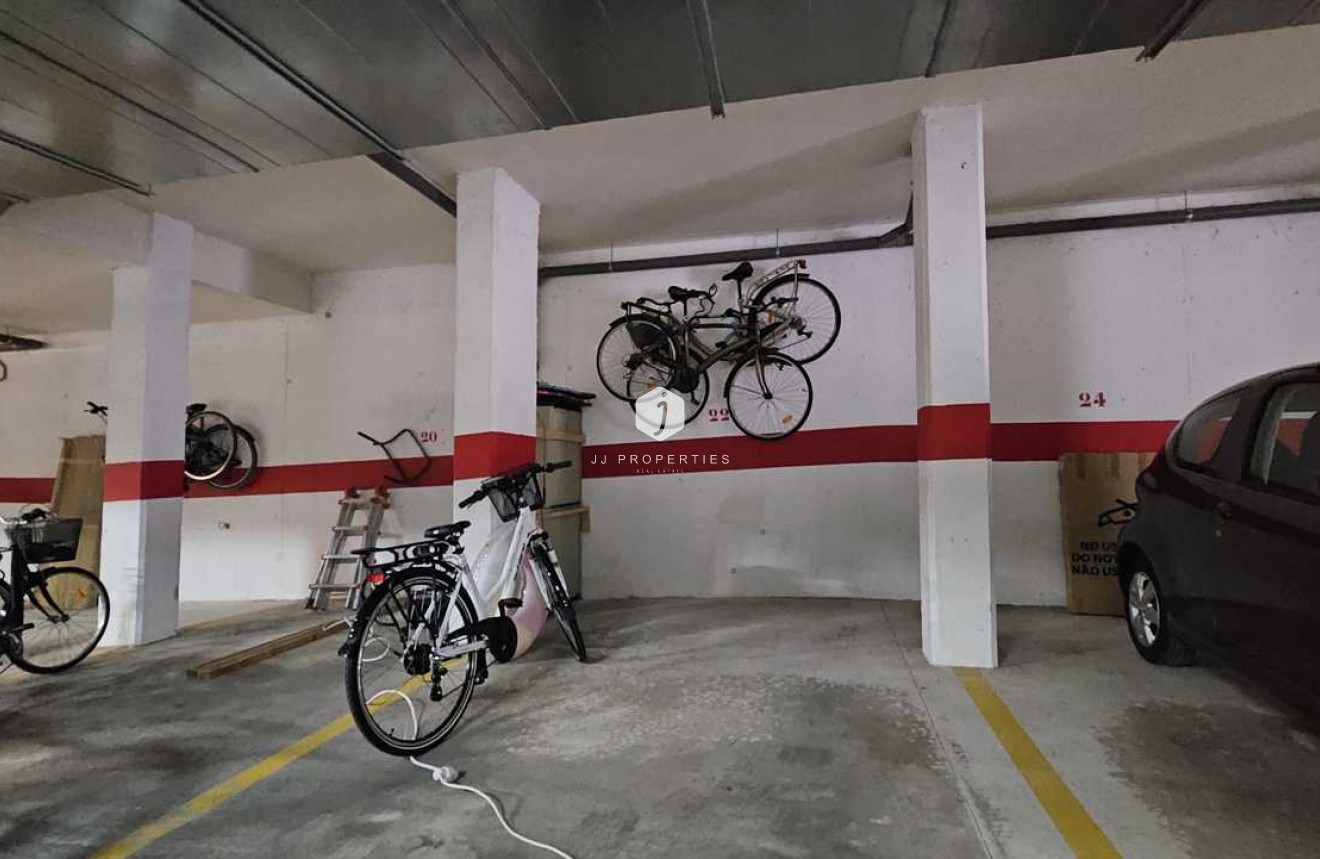 Resale - Villa -
Cabo Roig - Costa Blanca