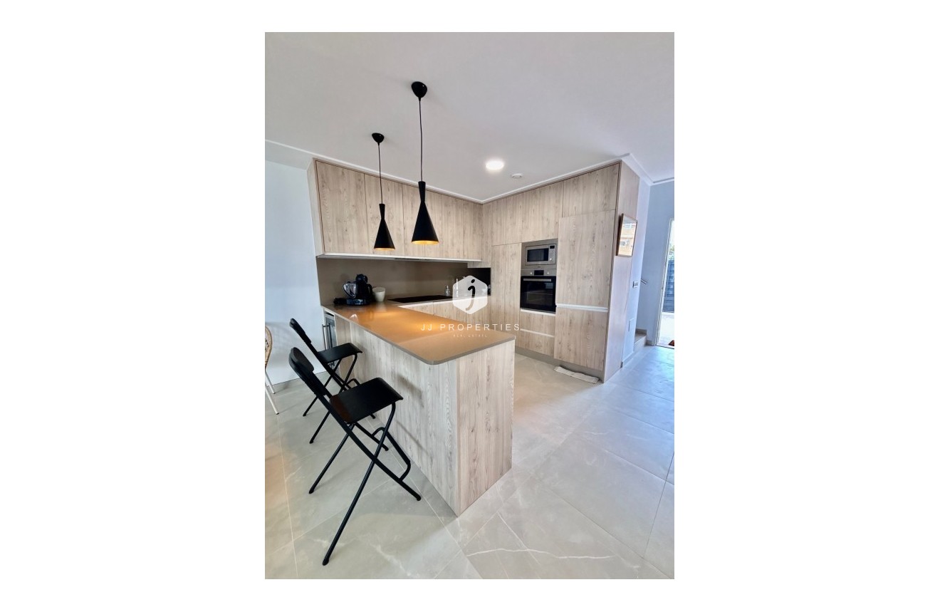 Resale - Villa -
Benijofar - Costa Blanca