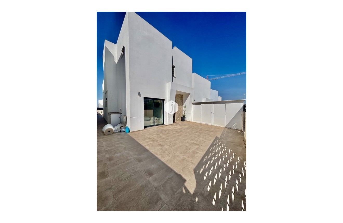 Resale - Villa -
Benijofar - Costa Blanca