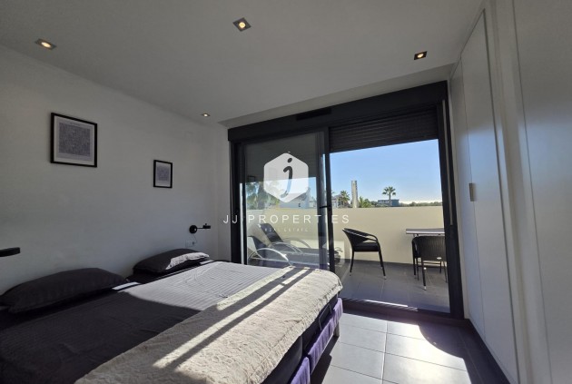 Segunda mano - Villa -
Orihuela Costa - Villamartín