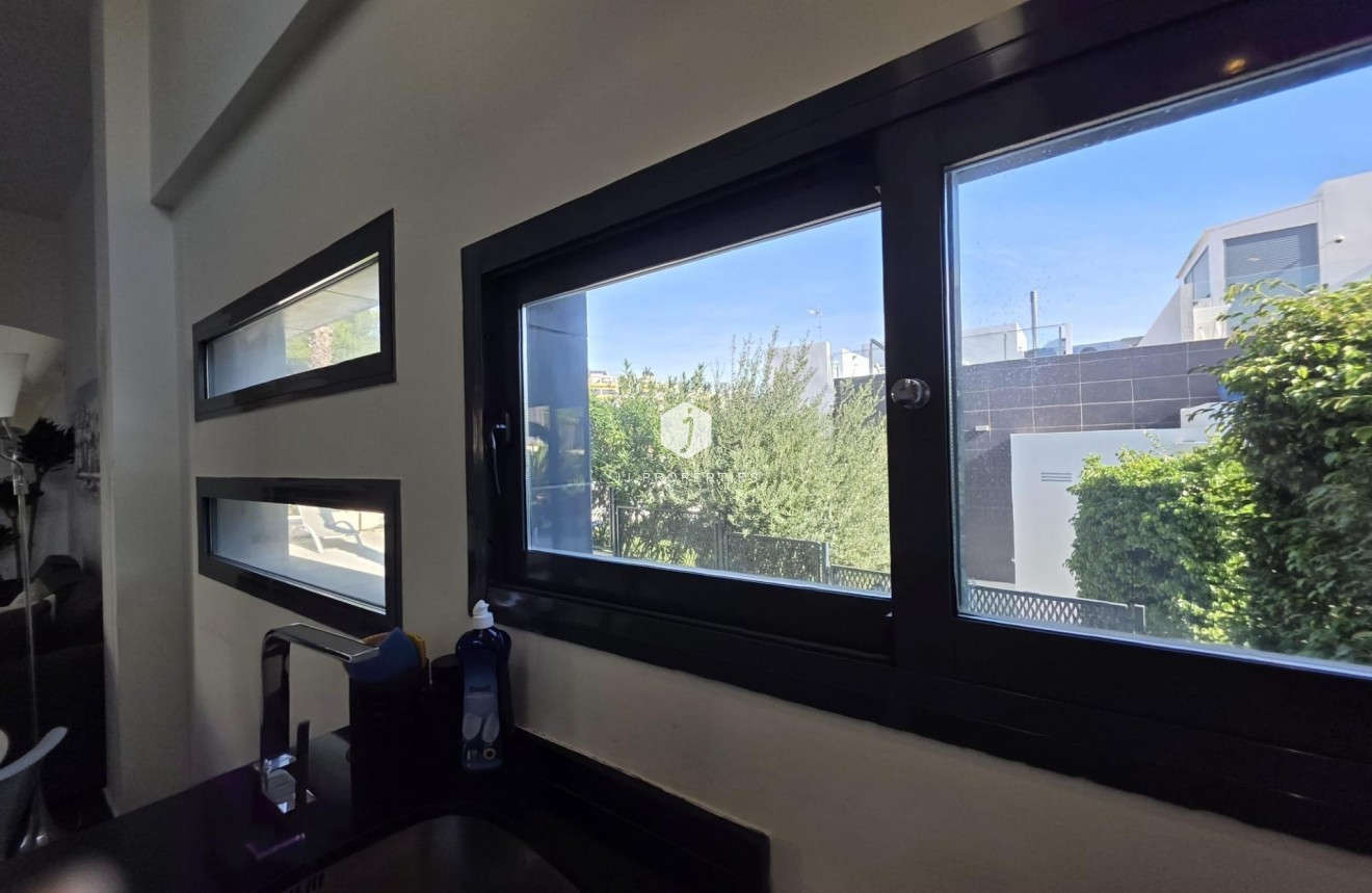 Segunda mano - Villa -
Orihuela Costa - Villamartín