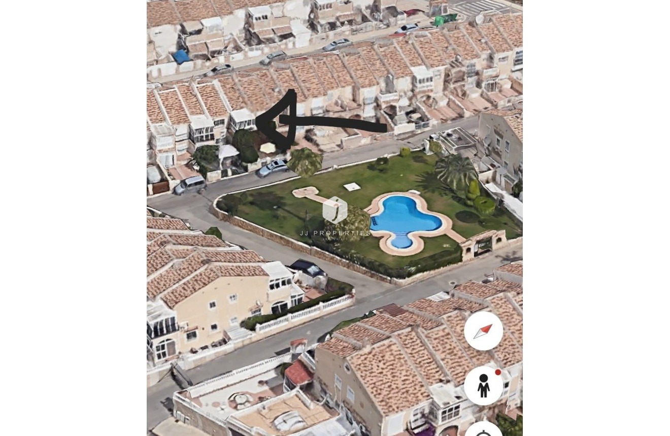 Resale - Chalet -
Torrevieja - aguas nuevas