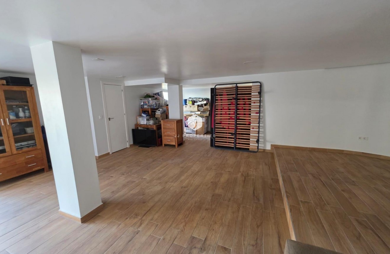 Resale - Villa -
Orihuela Costa - Villamartín-las Filipinas