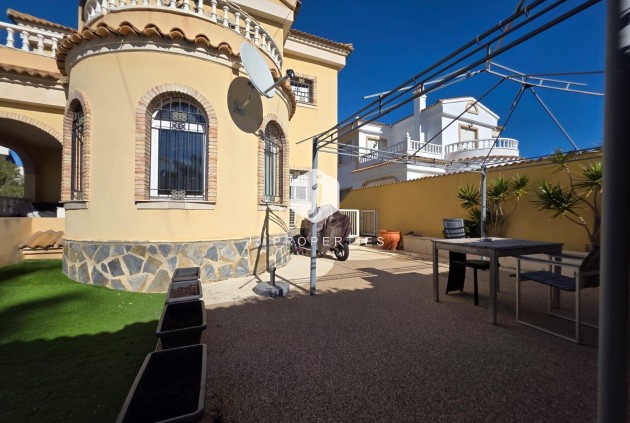 Resale - Villa -
Orihuela Costa - Villamartín-las Filipinas
