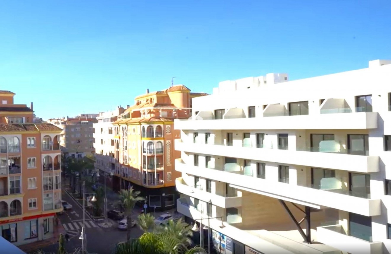 Resale - Penthouse -
Torrevieja - Playa del Cura
