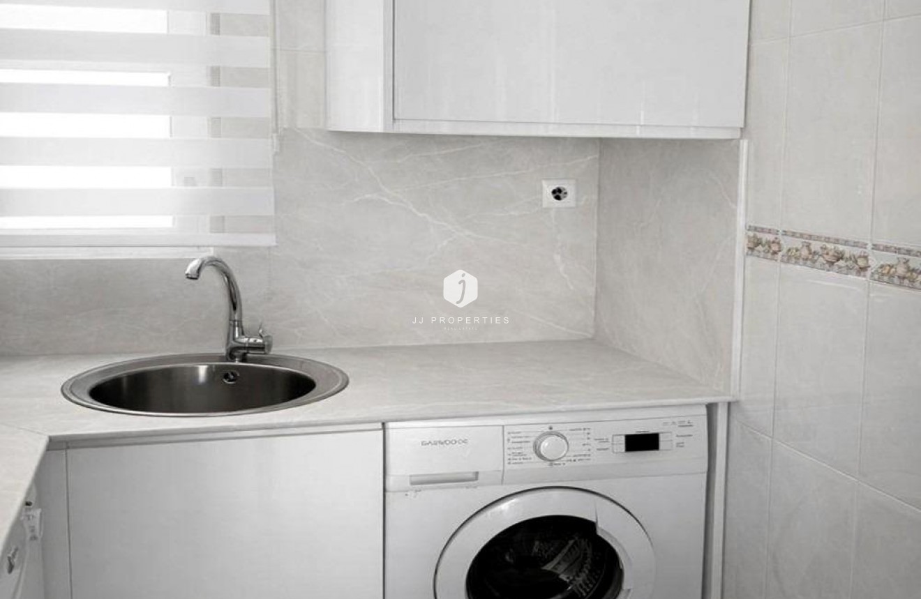 Resale - Penthouse -
Torrevieja - Playa del Cura