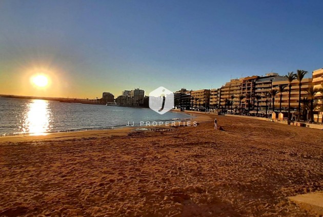 Resale - Penthouse -
Torrevieja - Playa del Cura