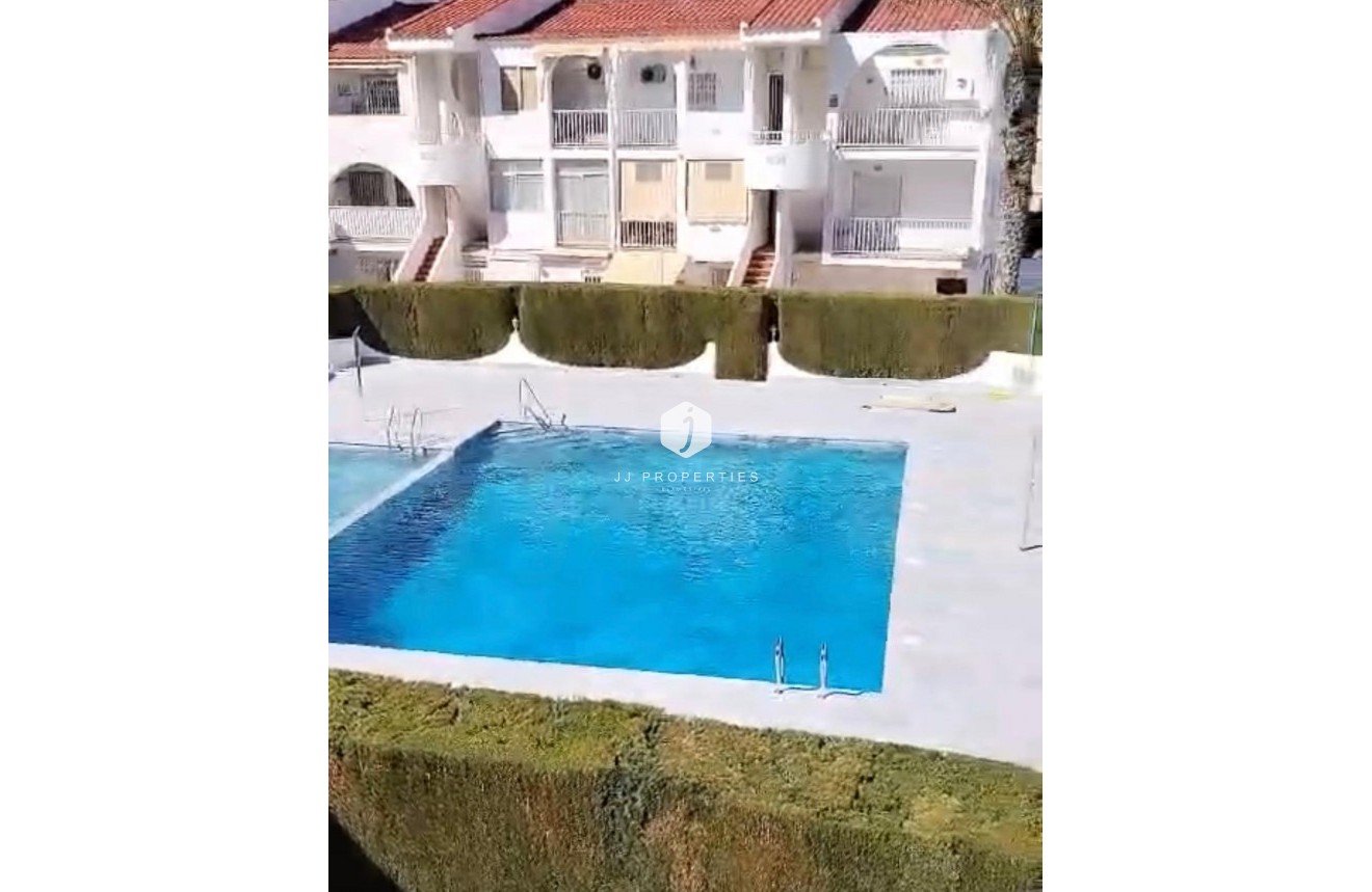 Resale - Apartment / flat -
Torrevieja - Cabo cervera