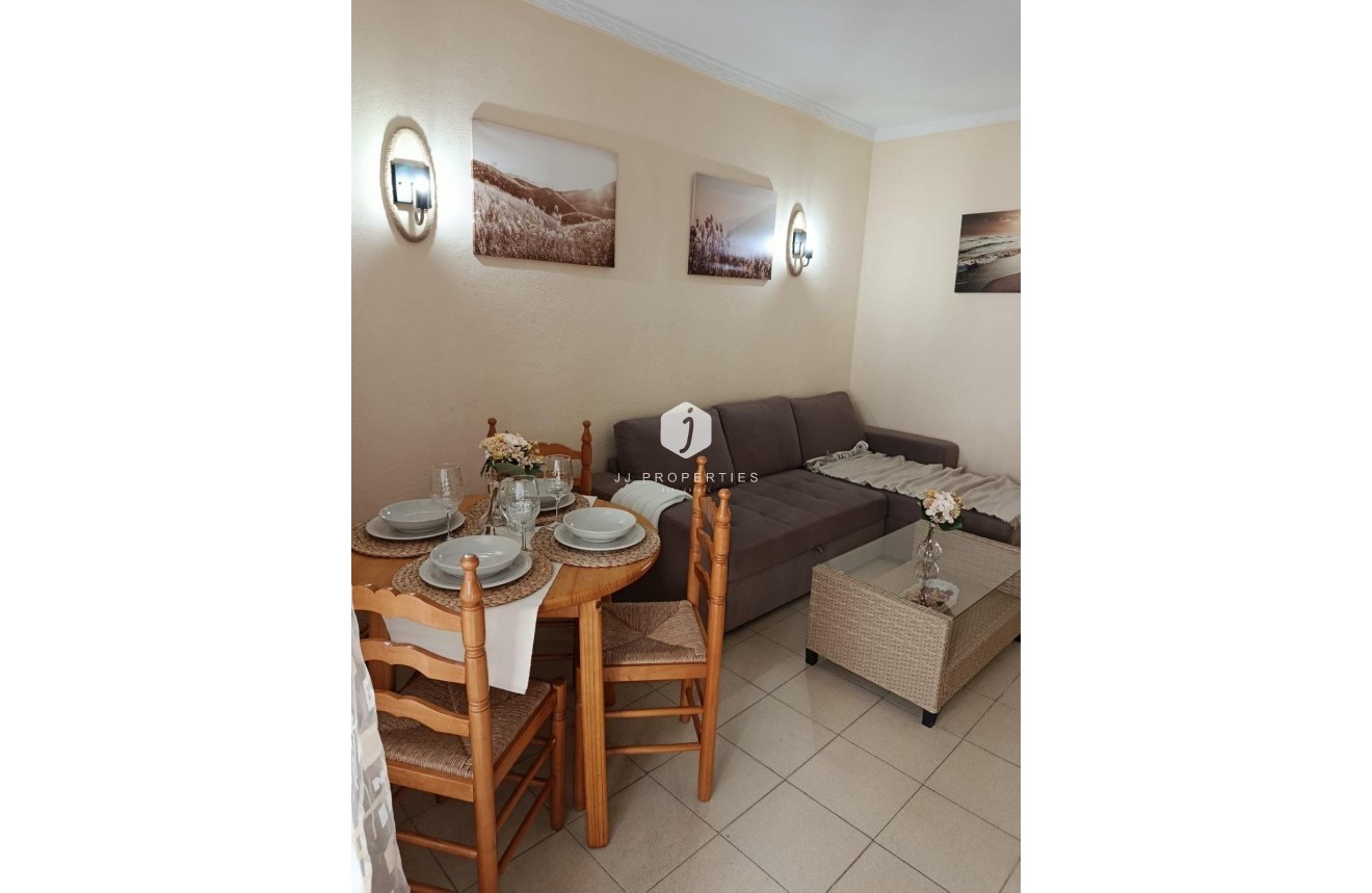 Resale - Apartment / flat -
Torrevieja - Cabo cervera