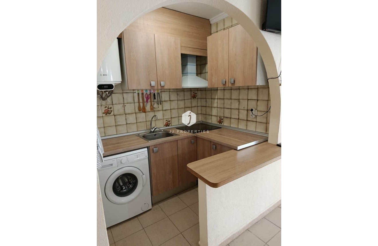 Resale - Apartment / flat -
Torrevieja - Cabo cervera