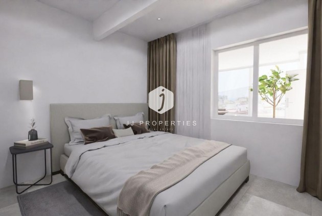 Resale - Apartment / flat -
Torrevieja - Paseo maritimo