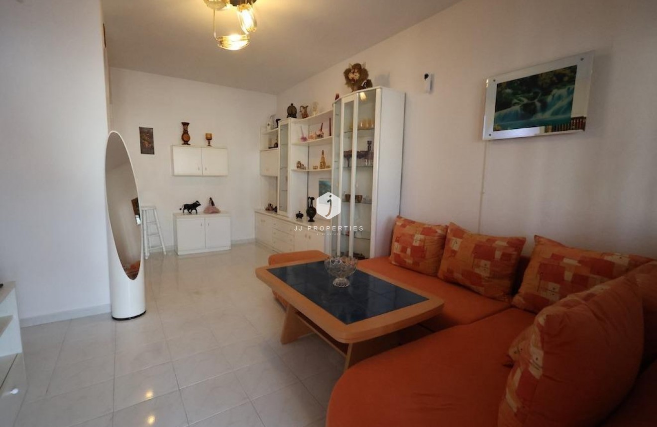 Resale - Chalet -
Orihuela Costa - Costa Blanca