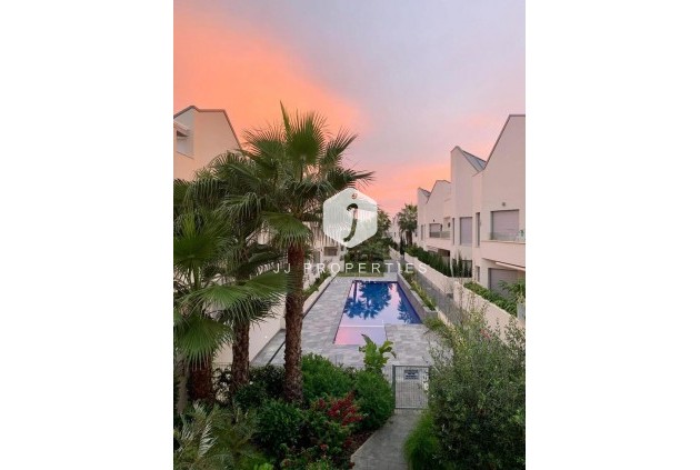 Resale - Apartment / flat -
Torrevieja - Costa Blanca