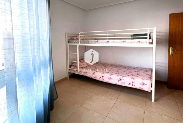 Resale - Apartment / flat -
Torrevieja - Playa de los Locos