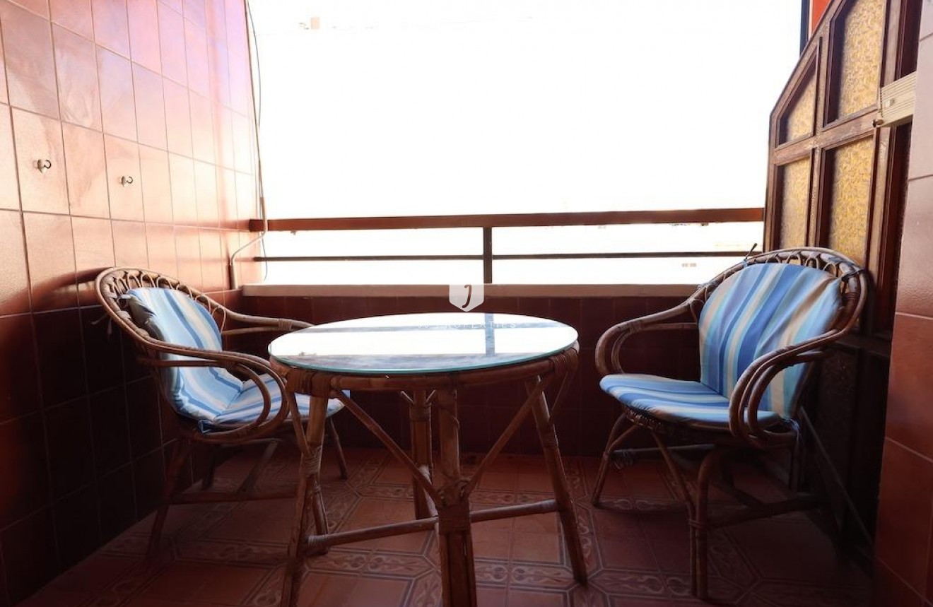 Tweedehands - Appartement / flat -
Torrevieja - Costa Blanca