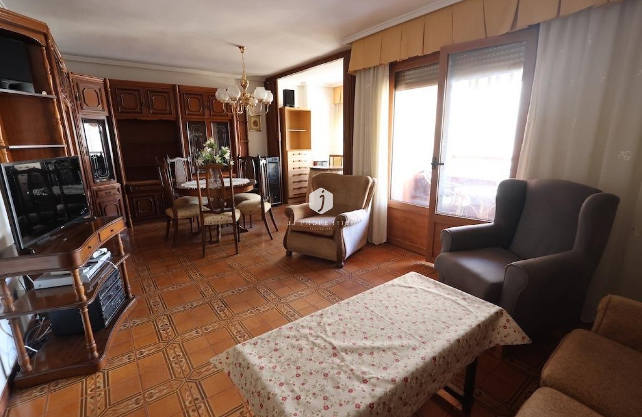 Tweedehands - Appartement / flat -
Torrevieja - Costa Blanca