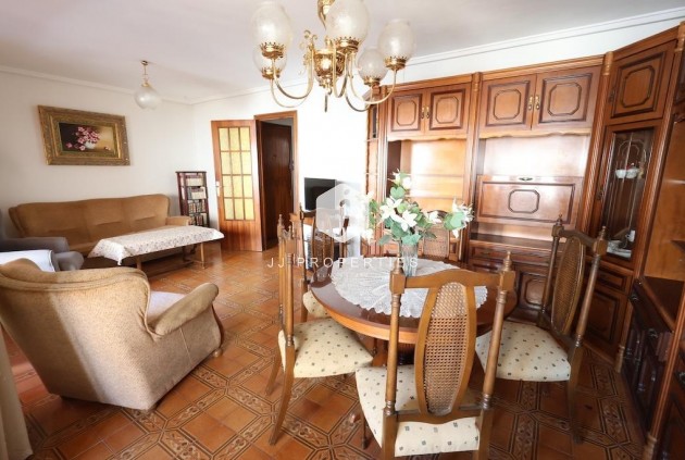 Tweedehands - Appartement / flat -
Torrevieja - Costa Blanca