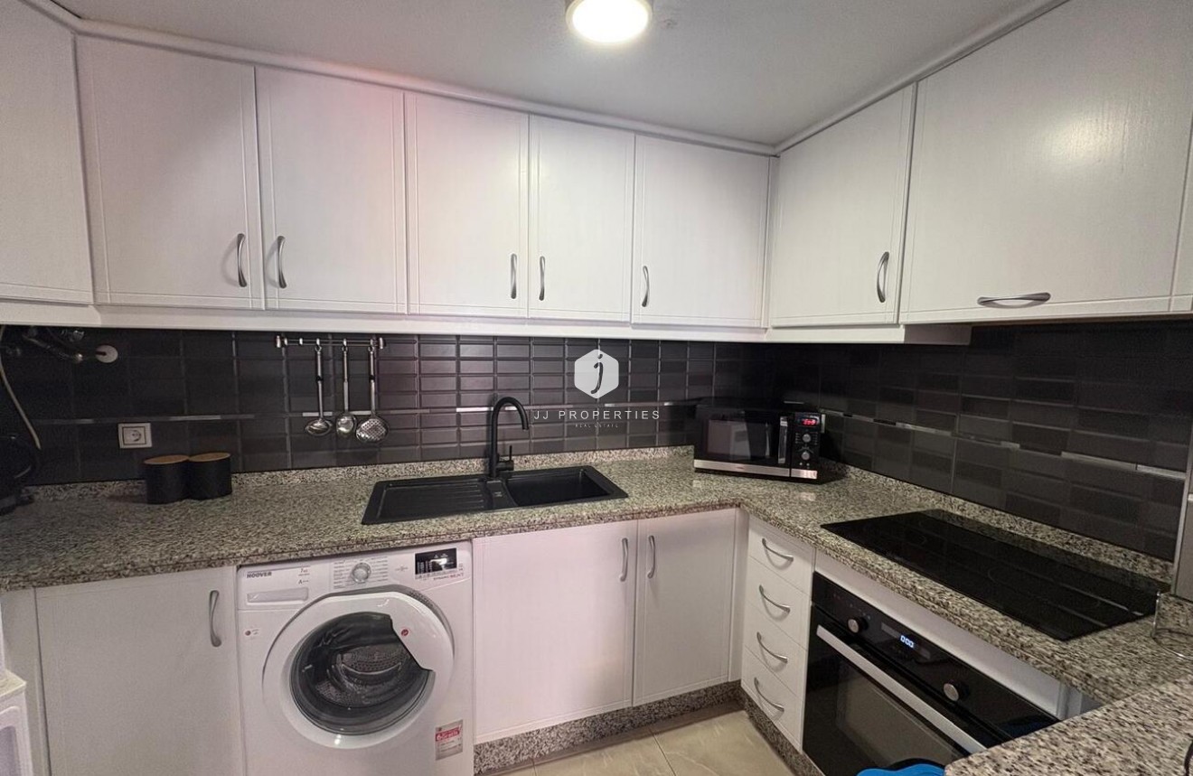 Z drugiej ręki - Daszek -
Playa Flamenca - Costa Blanca