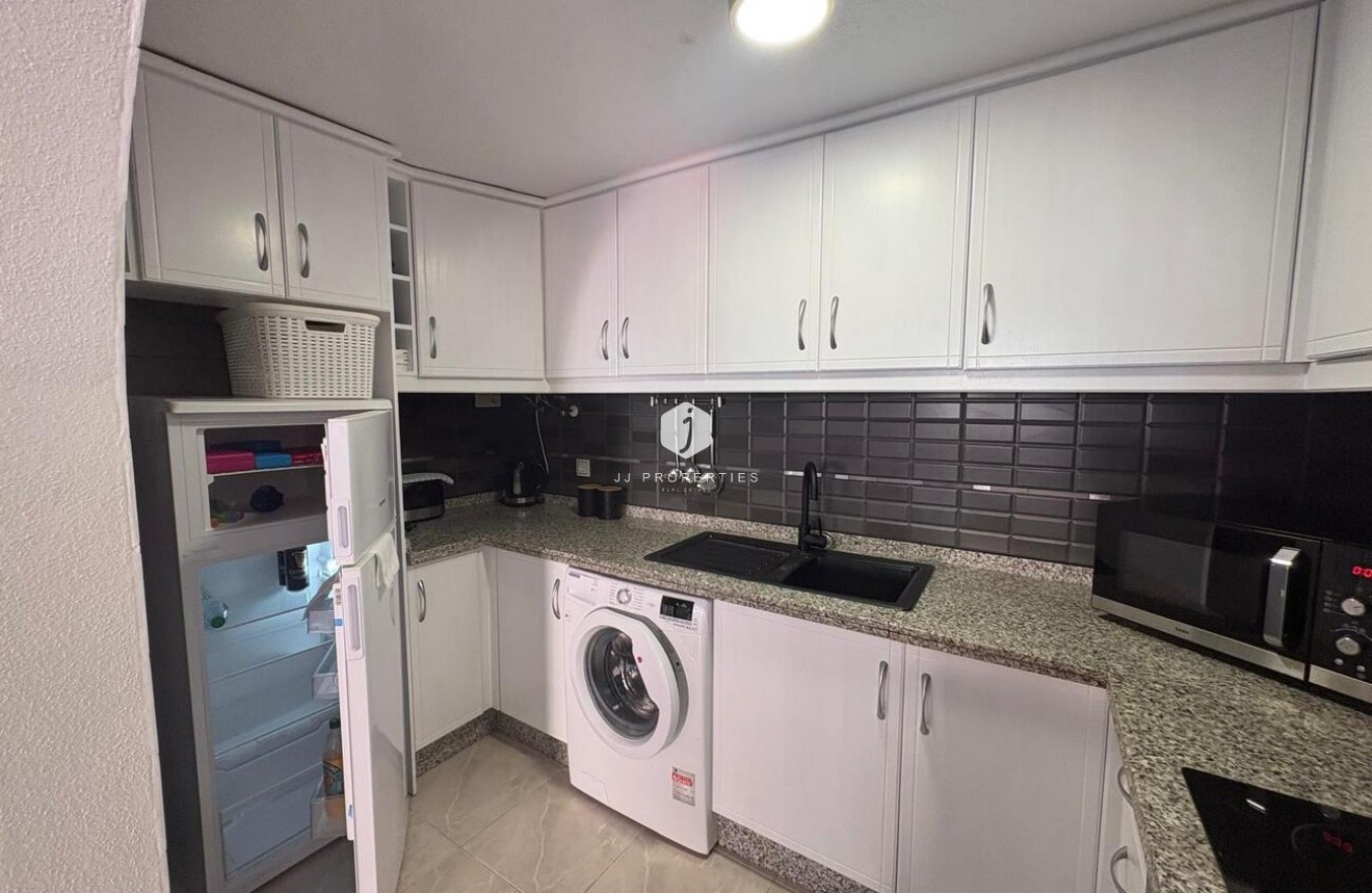 Z drugiej ręki - Daszek -
Playa Flamenca - Costa Blanca