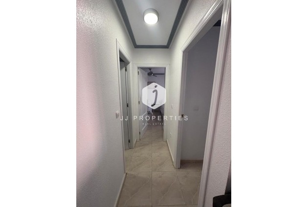 Z drugiej ręki - Daszek -
Playa Flamenca - Costa Blanca