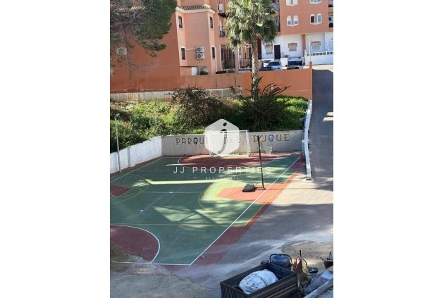 Z drugiej ręki - Daszek -
Playa Flamenca - Costa Blanca