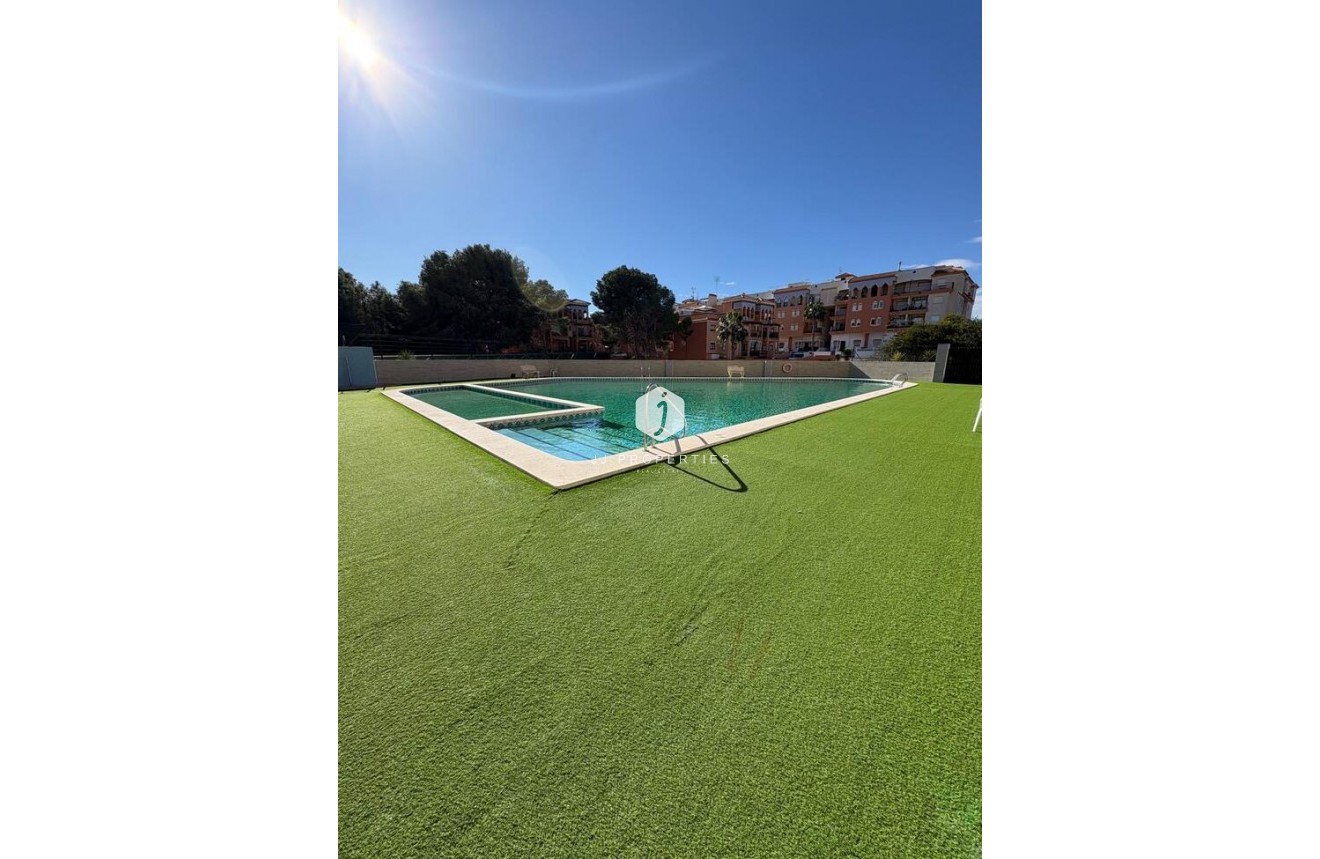 Z drugiej ręki - Daszek -
Playa Flamenca - Costa Blanca