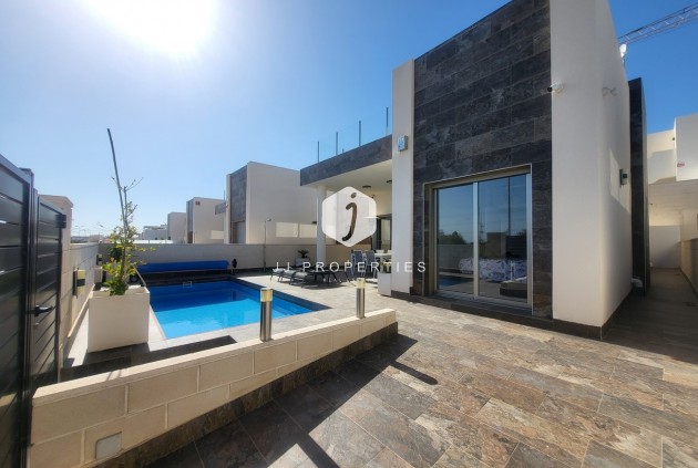 Tweedehands - Villa -
Orihuela Costa - Costa Blanca