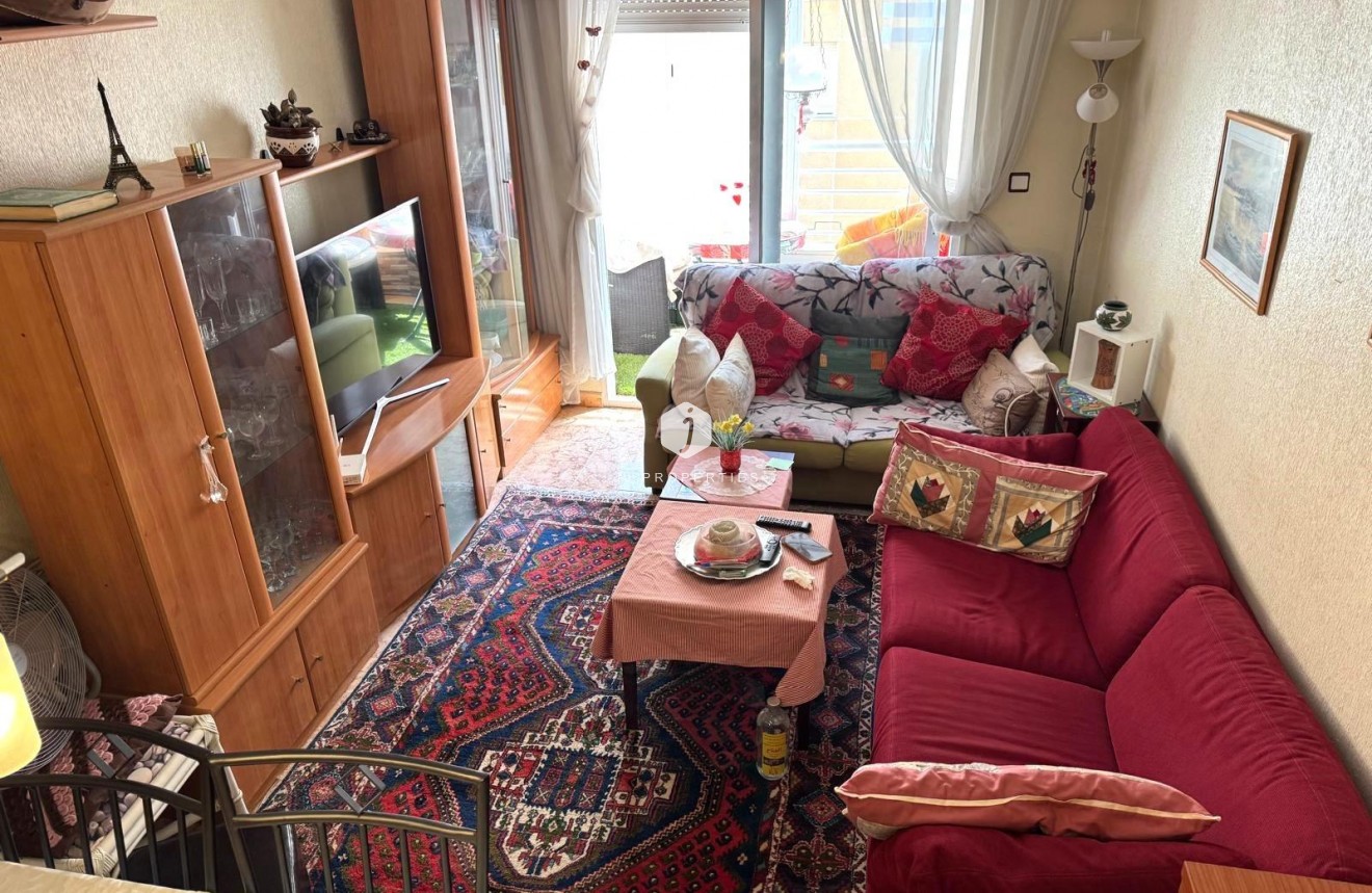 Resale - Apartment / flat -
Torrevieja - Playa del Cura