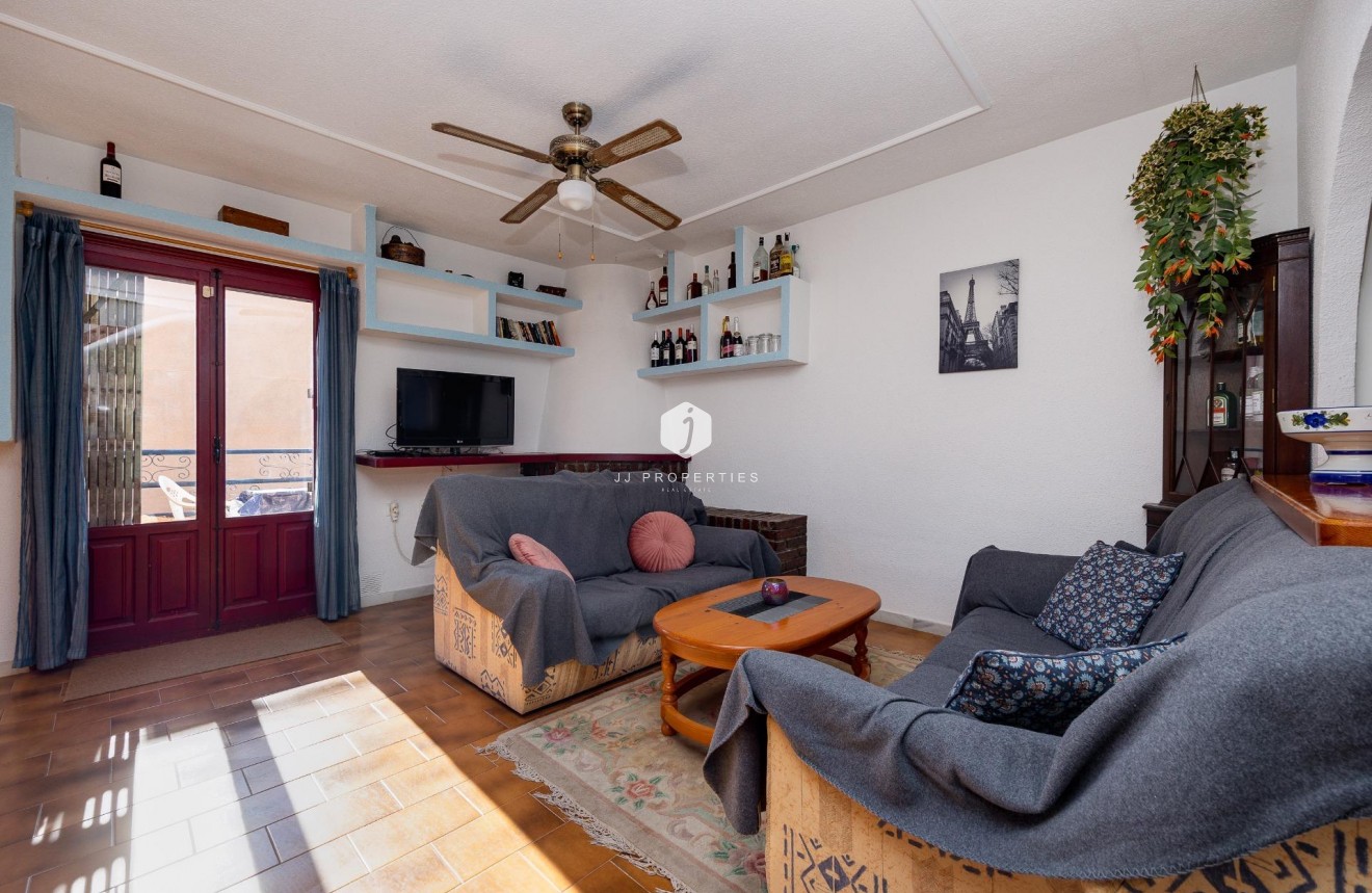 Resale - Bungalow -
Torrevieja - La Mata