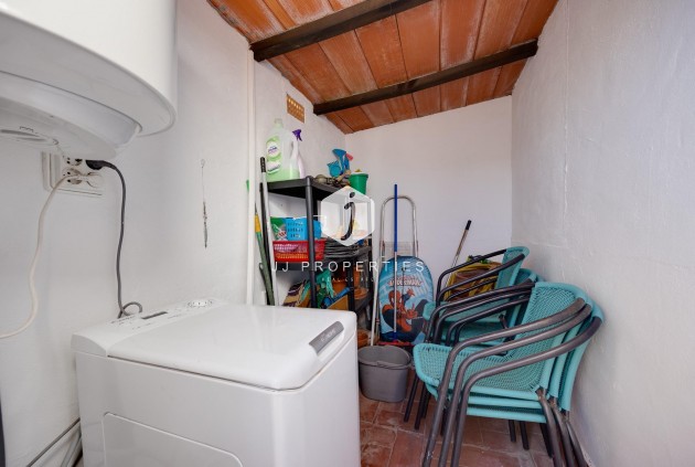 Resale - Bungalow -
Torrevieja - La Mata