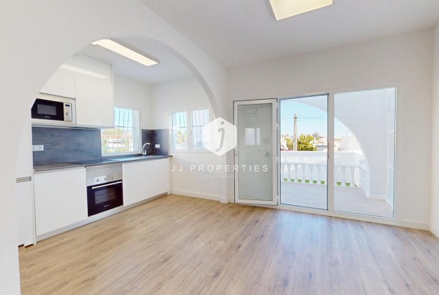 Resale - Bungalow -
Orihuela Costa - Costa Blanca