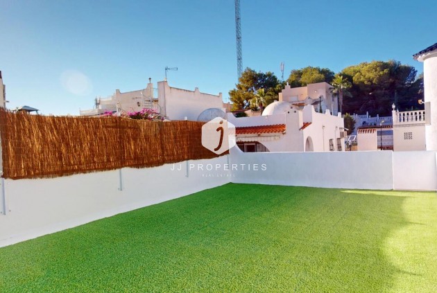 Resale - Bungalow -
Orihuela Costa - Costa Blanca