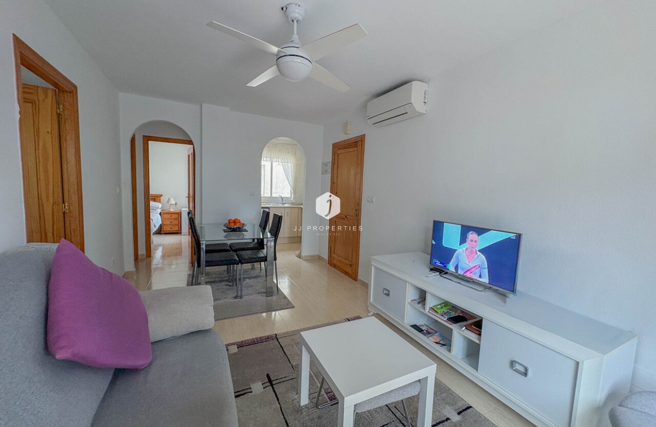 Resale - Apartment / flat -
Los Balcones - Costa Blanca