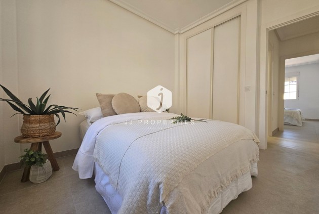 Segunda mano - Apartamento / piso -
Orihuela Costa - Lomas de Cabo Roig