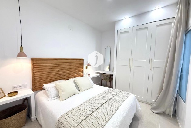 Resale - Villa -
Torrevieja - El chaparral