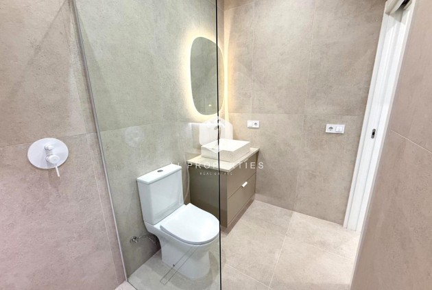 Resale - Villa -
Torrevieja - El chaparral