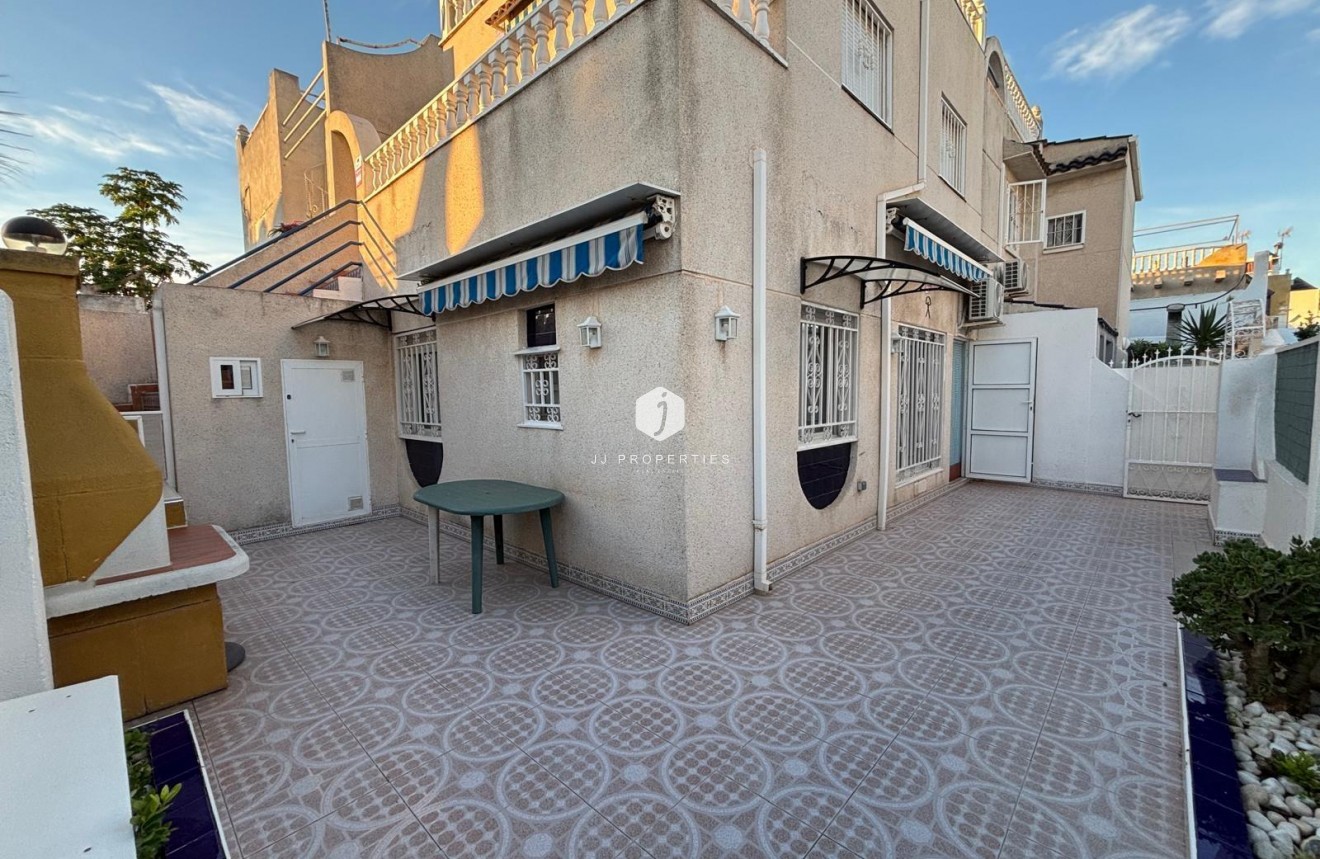 Aus zweiter Hand - Chalet -
Torrevieja - Carrefour